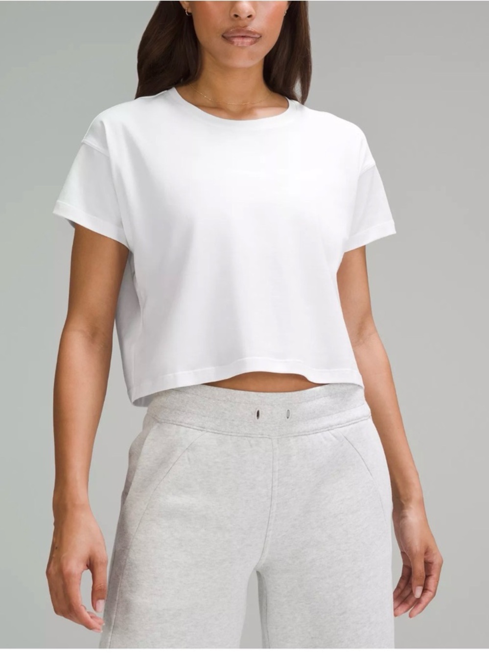 Jo & Co Women’s White Cropped Crewneck Top